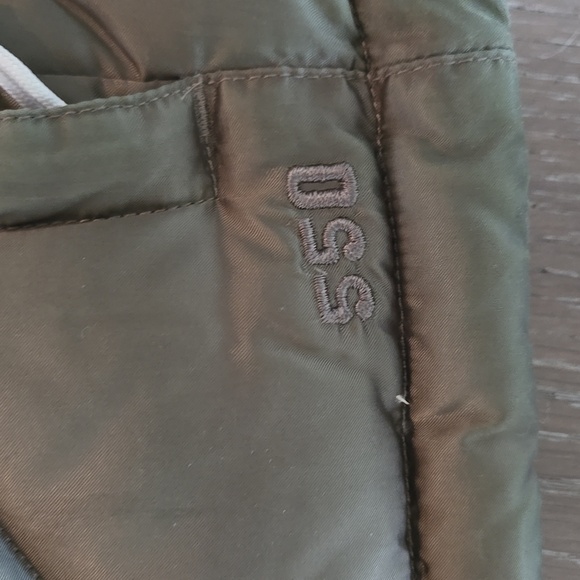 The North Face Puffer Vest - Picture 2 of 5